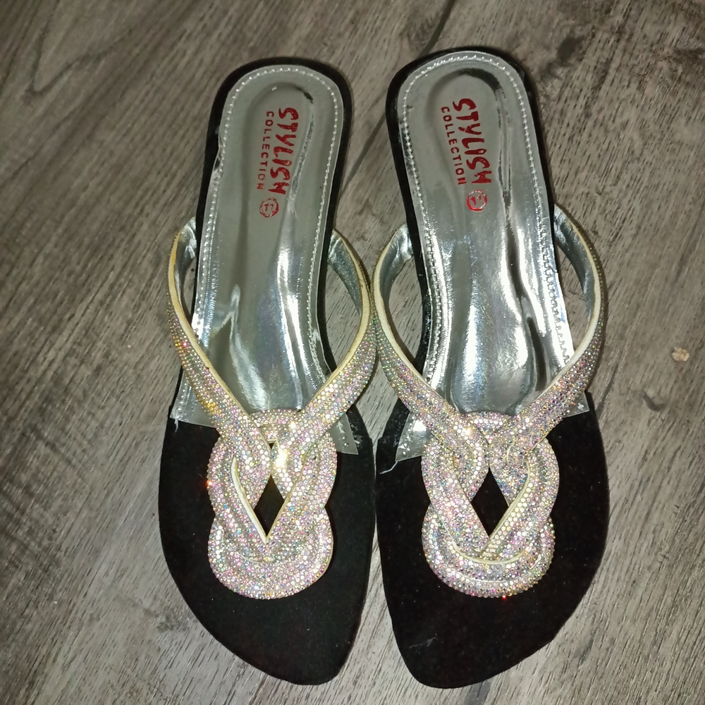 Elegant Black Sandals with Sparkling Design and Open Back